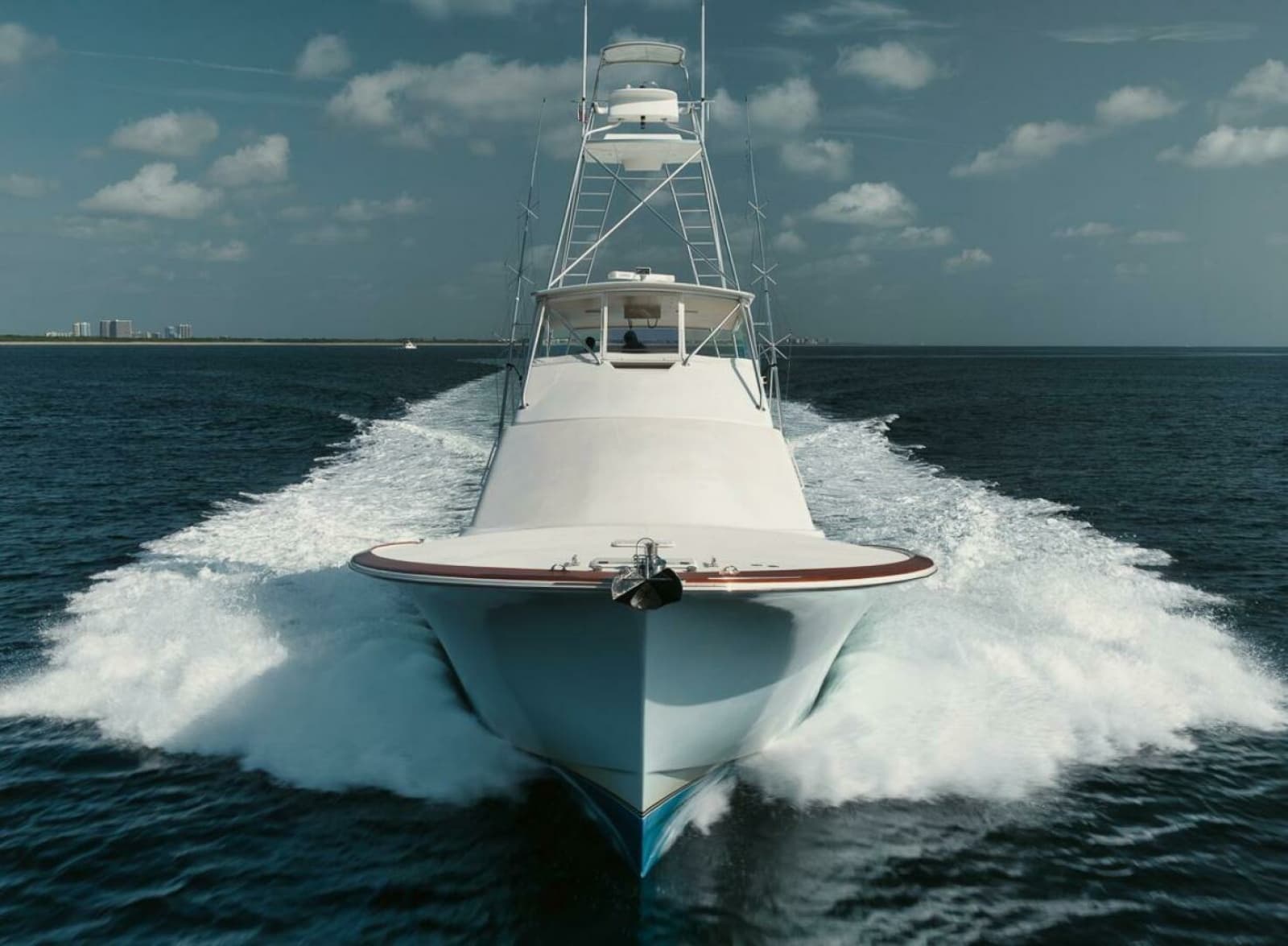 Ocean 73 UNCONQUERED - Bow Profile Running Shot