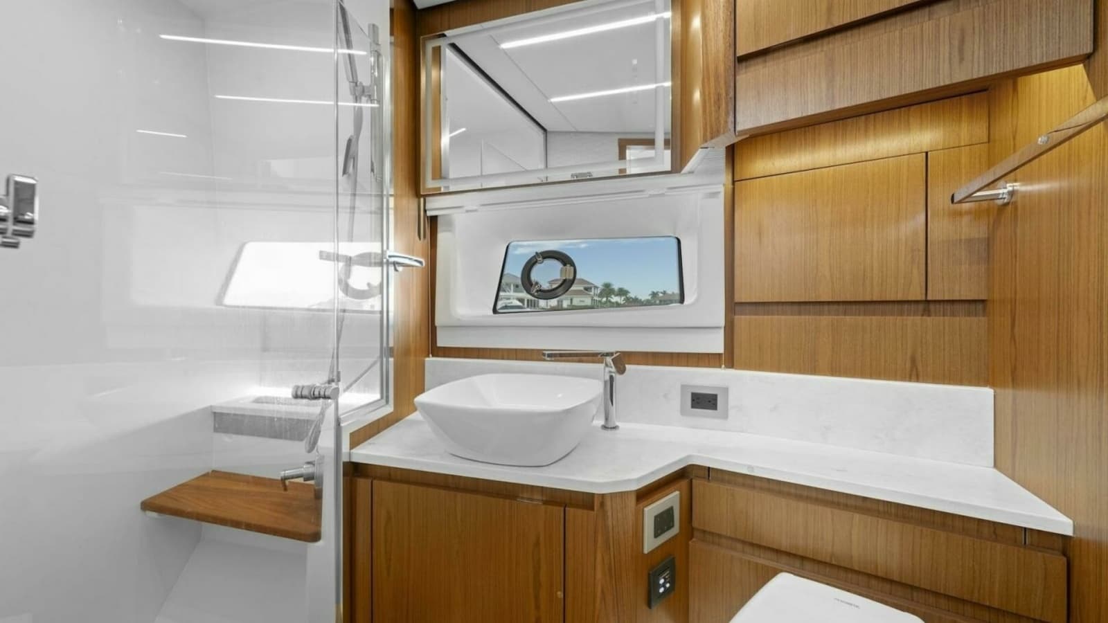 2023 Tiara Yachts EX 60