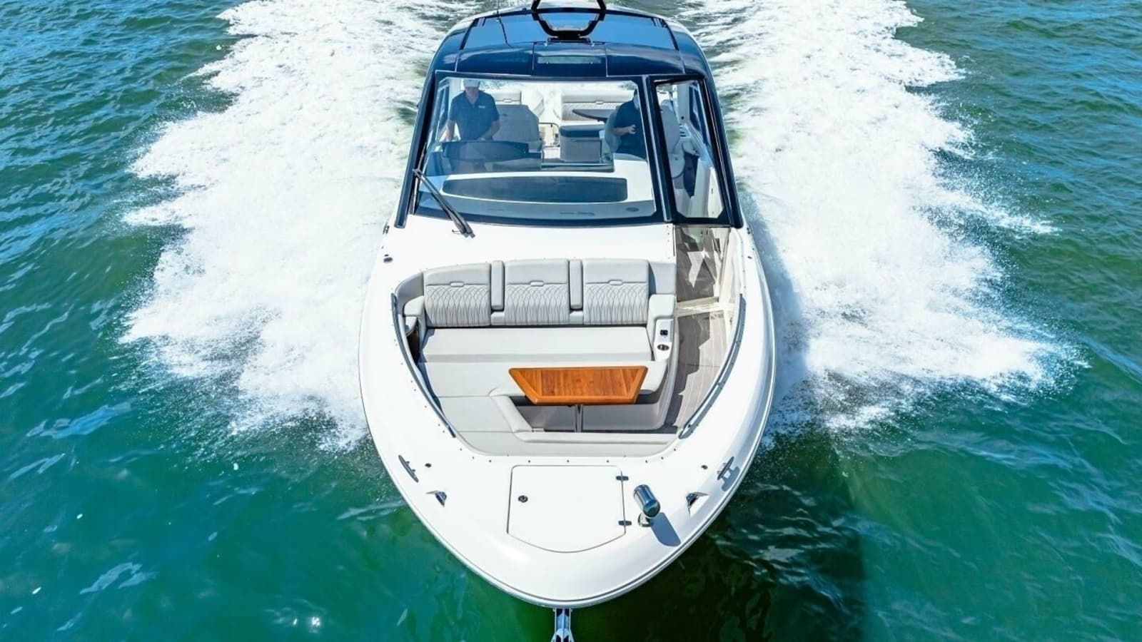 2022 Sea Ray 370 OB