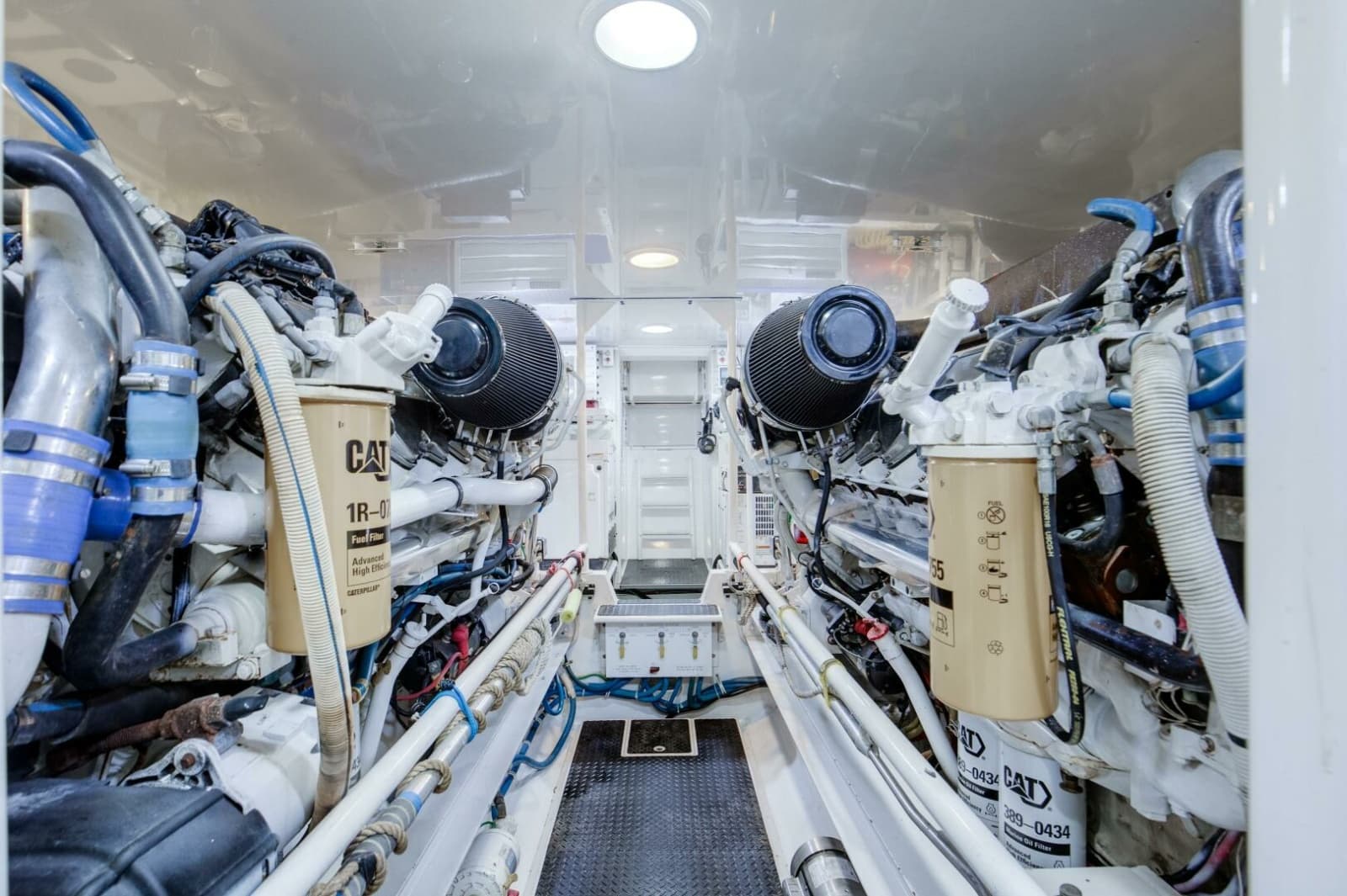 Viking 64 - High Life -