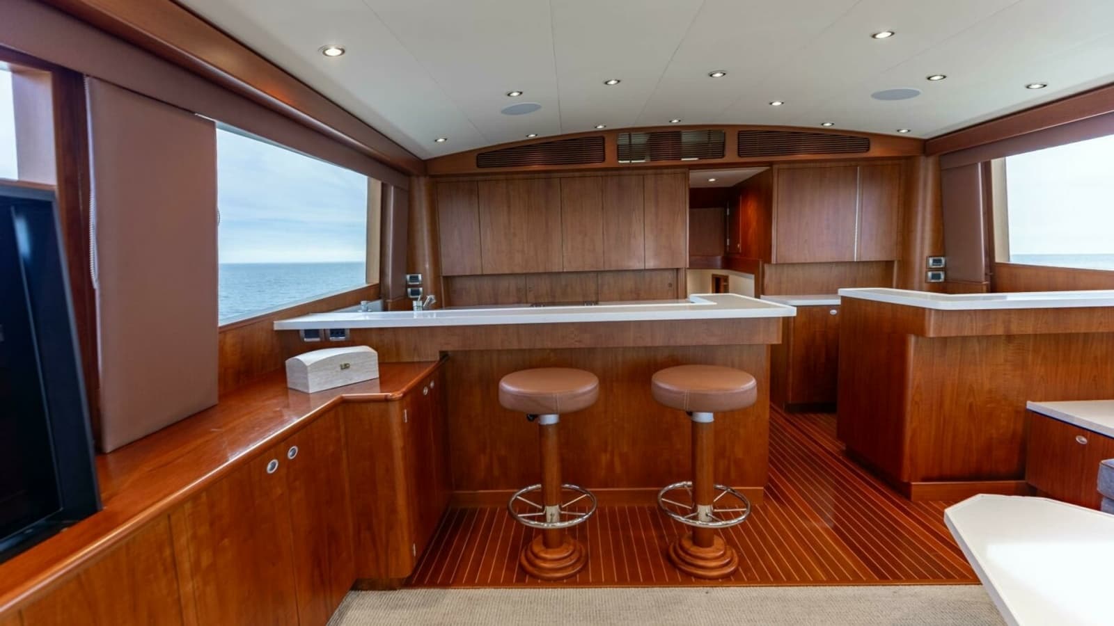 2006 Jim Smith 68 Convertible- Galley