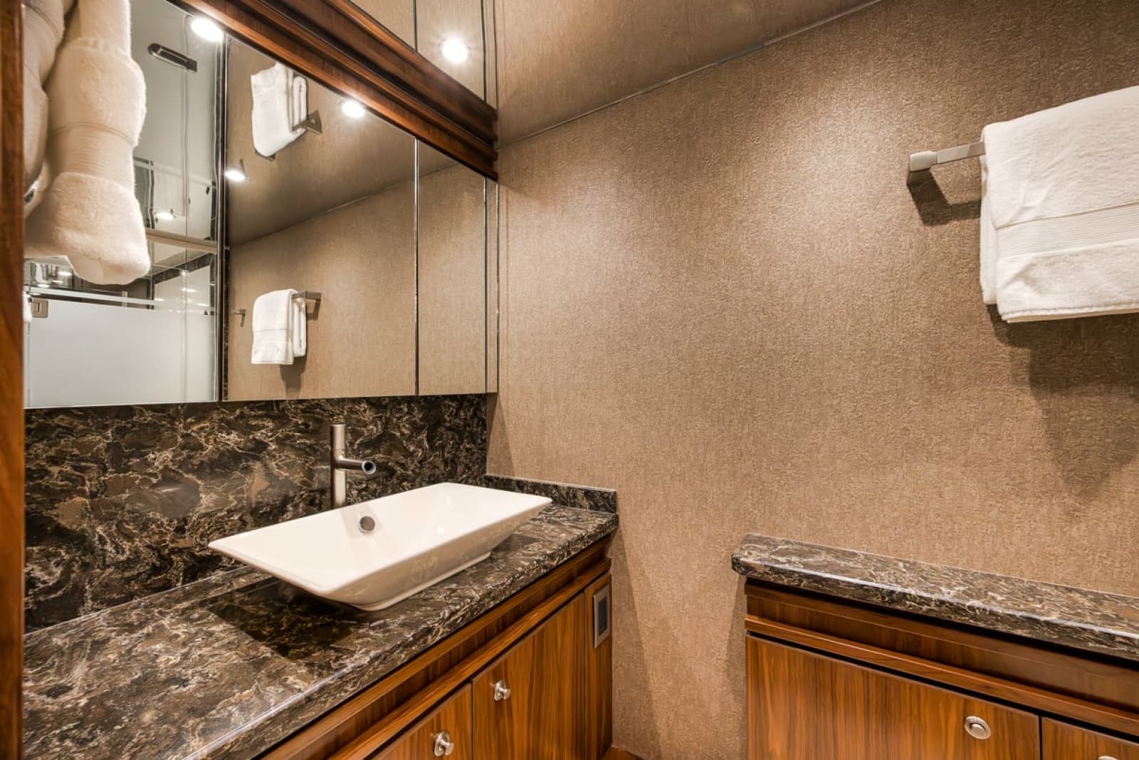 2016 Viking 92 Enclosed Bridge