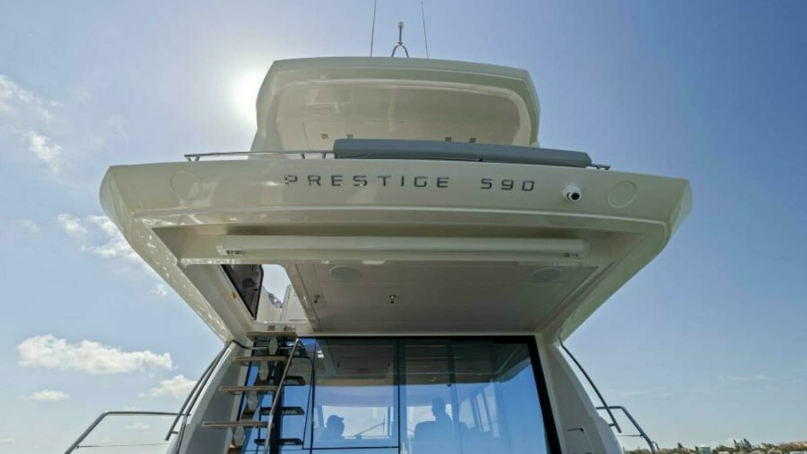 2022 59 Prestige Flybridge - How Sweet It Its - Flybridge