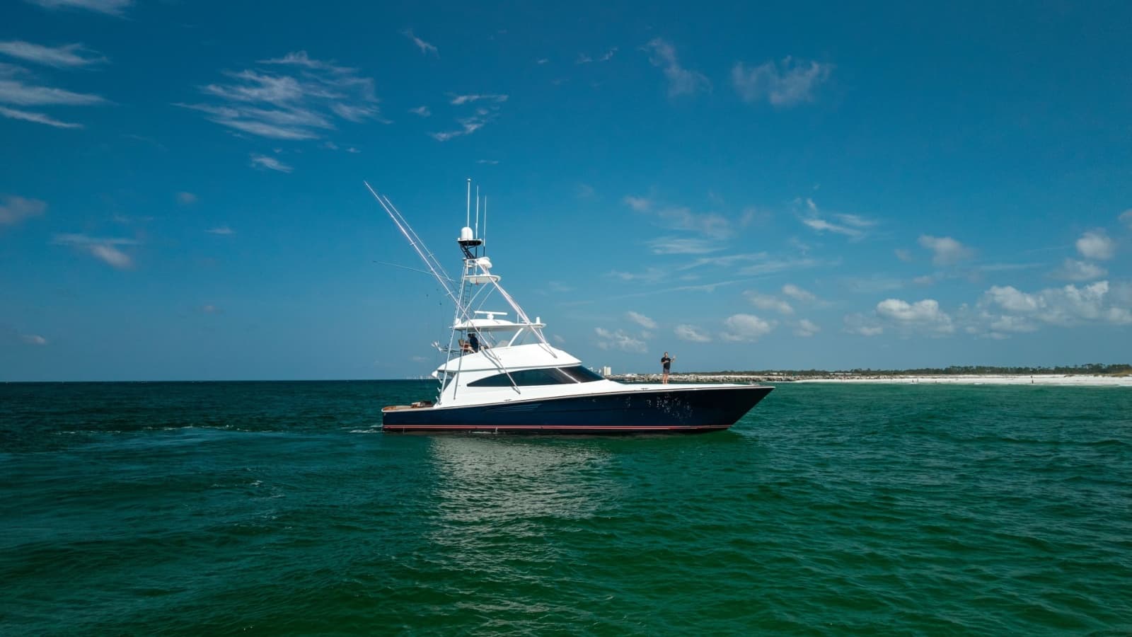 Side Profile of Viking 68 Convertible