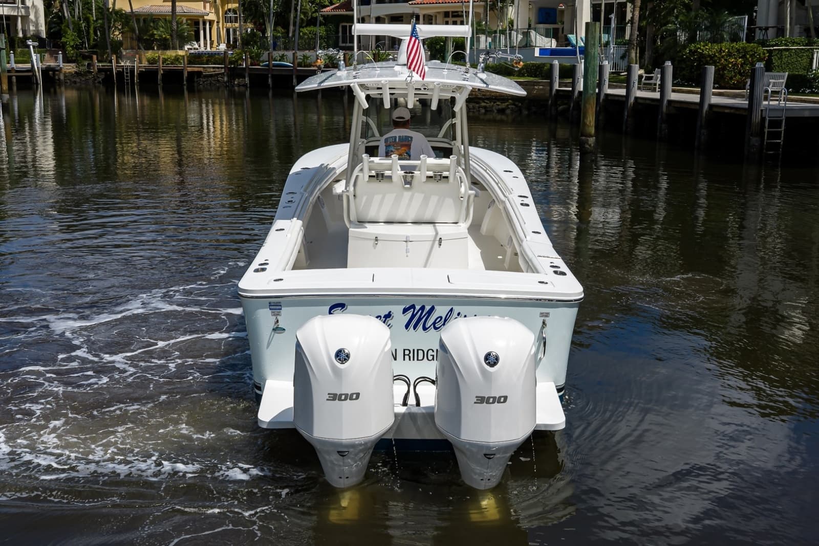 Regulator 31- Sweet Melissa - Exterior profile