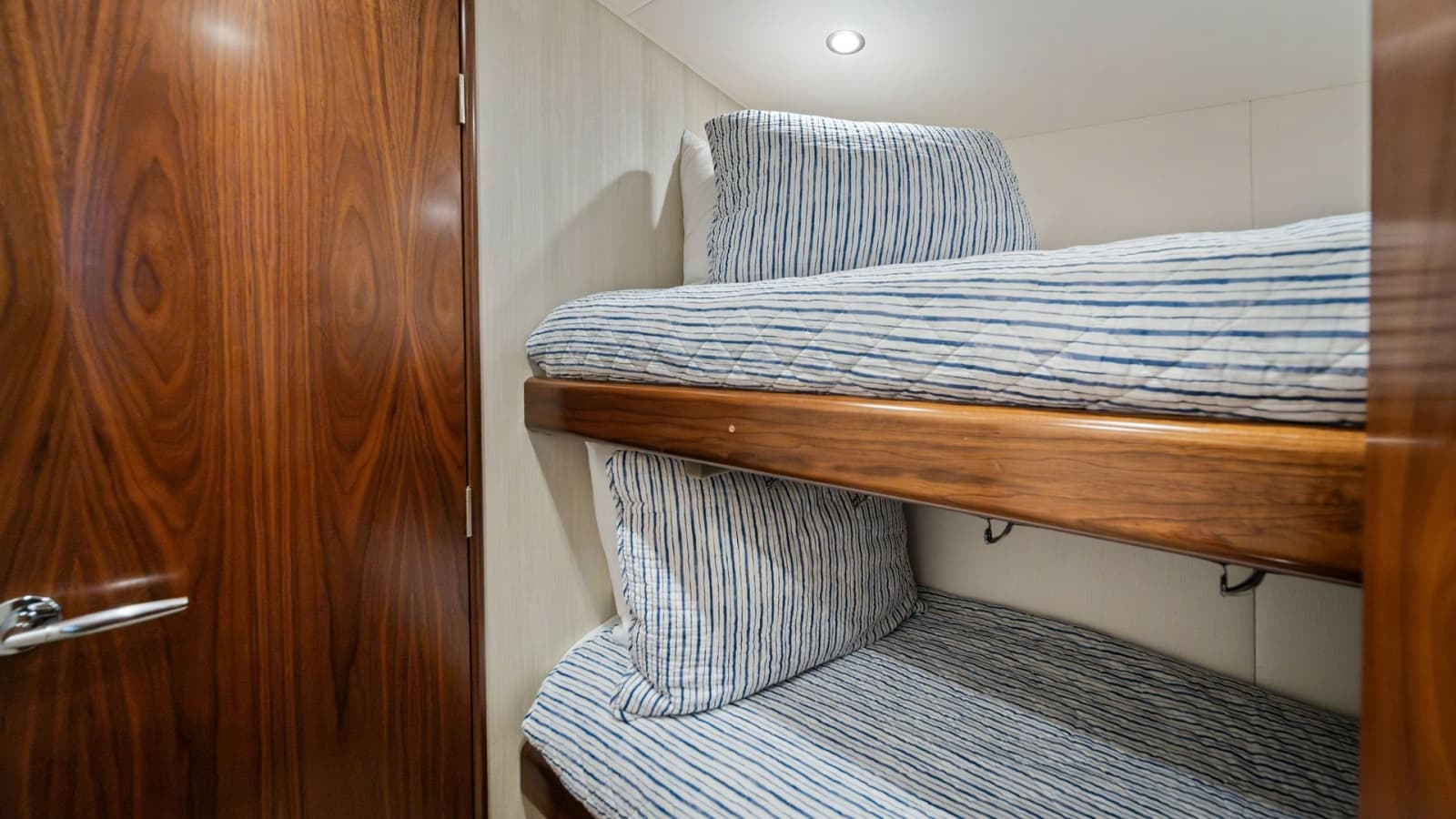 Guest Stateroom with Bunk Beds