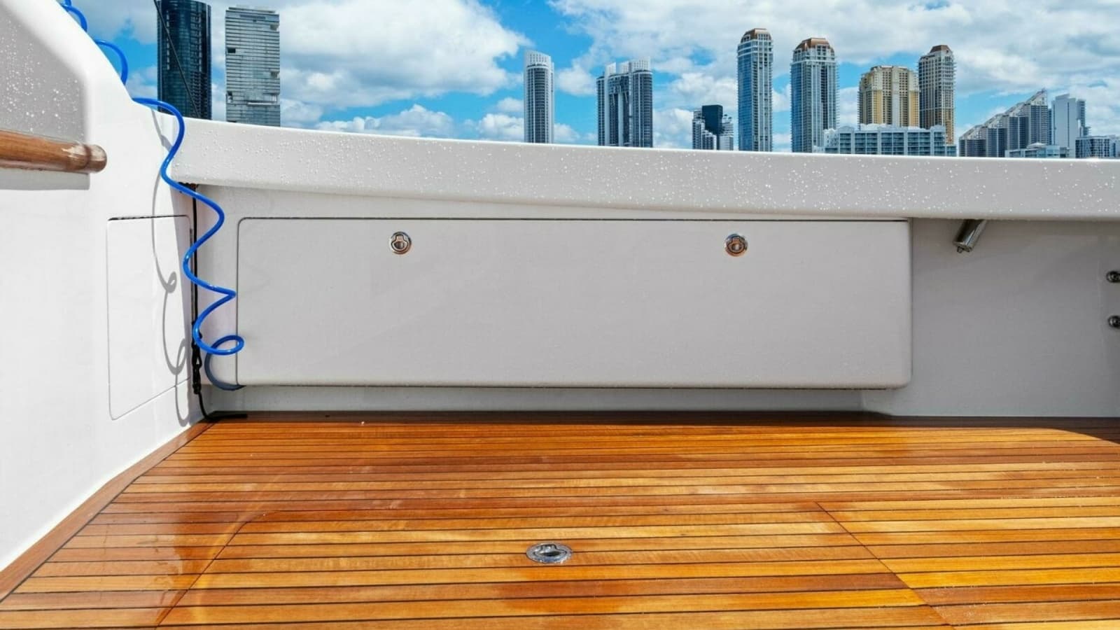 2012 82 Viking Convertible - Lady Di
