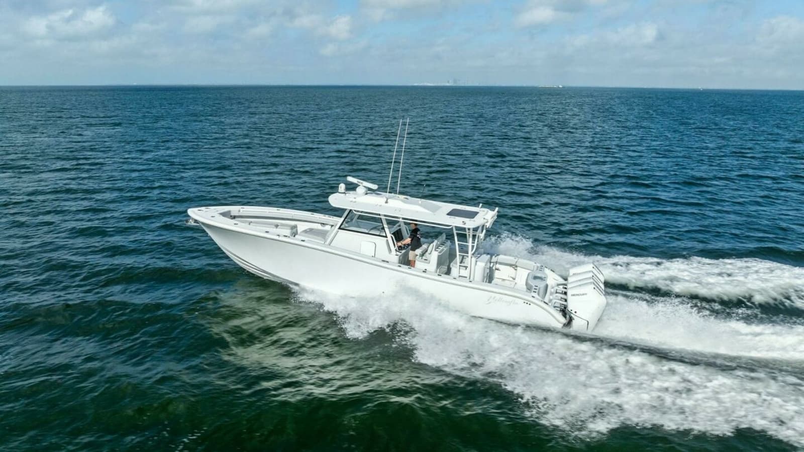 2024 42 Yellowfin