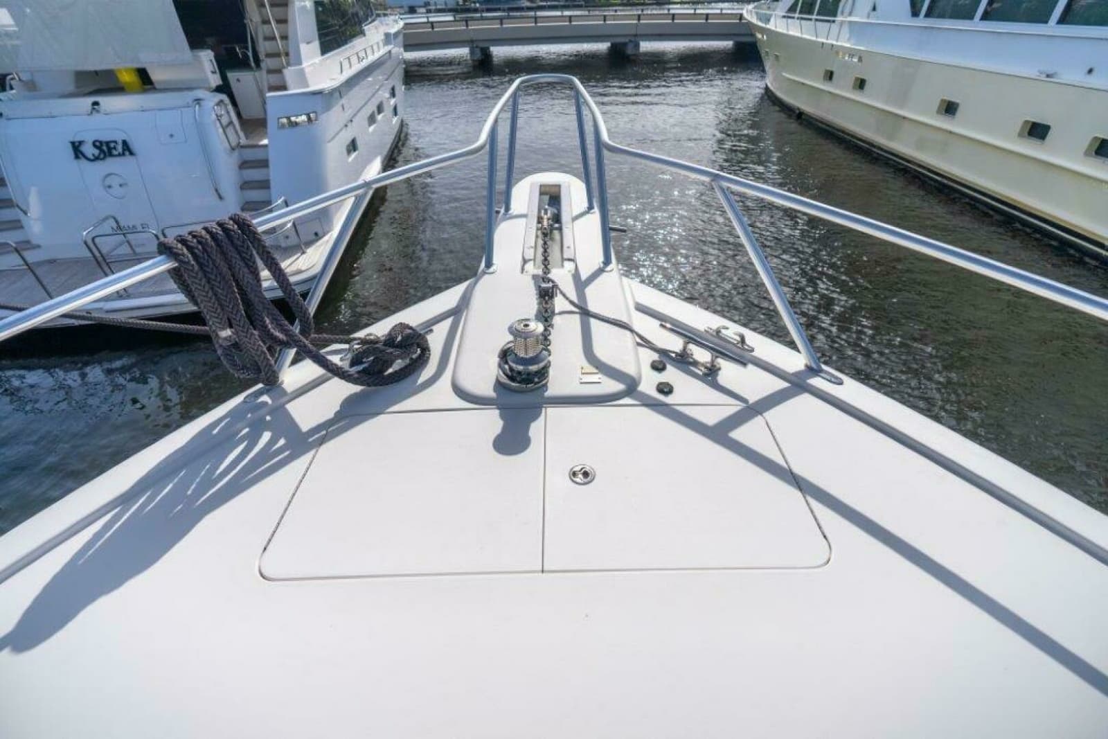 2015 Viking 66 No Collars - Bow