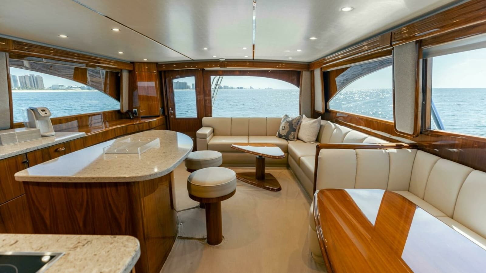 2018 Viking 62 Convertible- Da'Grits- Salon