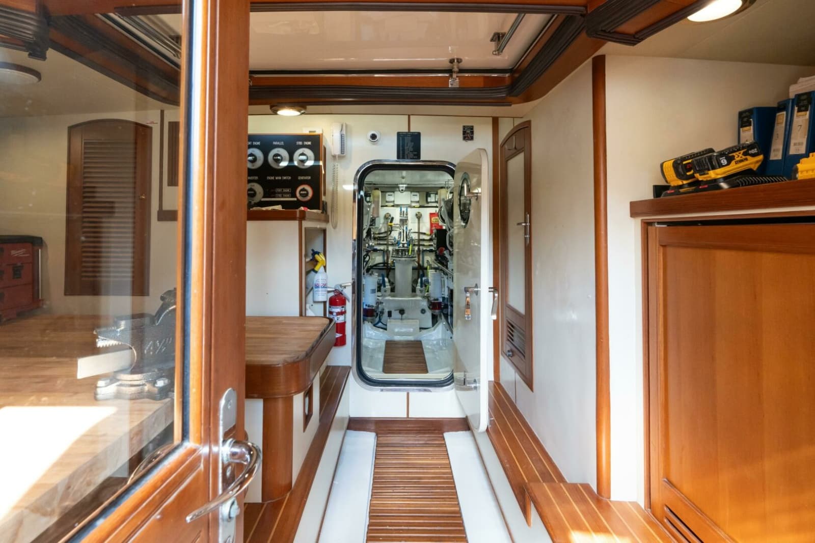 Marlow 72 GRIFFIN - Work Shop