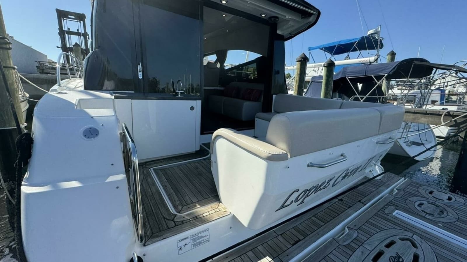 2016 Sea Ray 470 Sundancer 'Lopez Cove II' - Stern