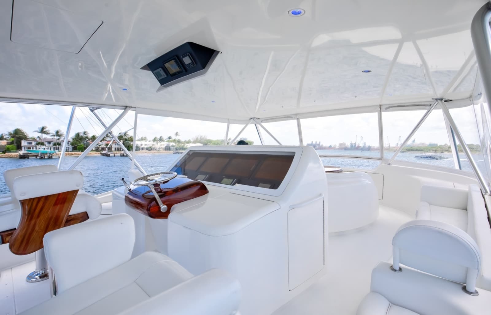 Viking 82 - Done Deal -  Flybridge