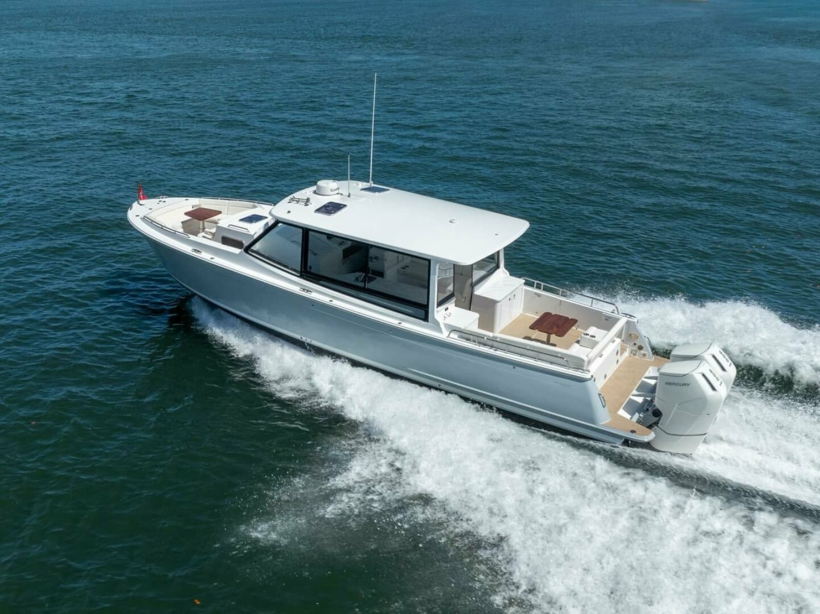 MJM 47X 47-003 - Exterior