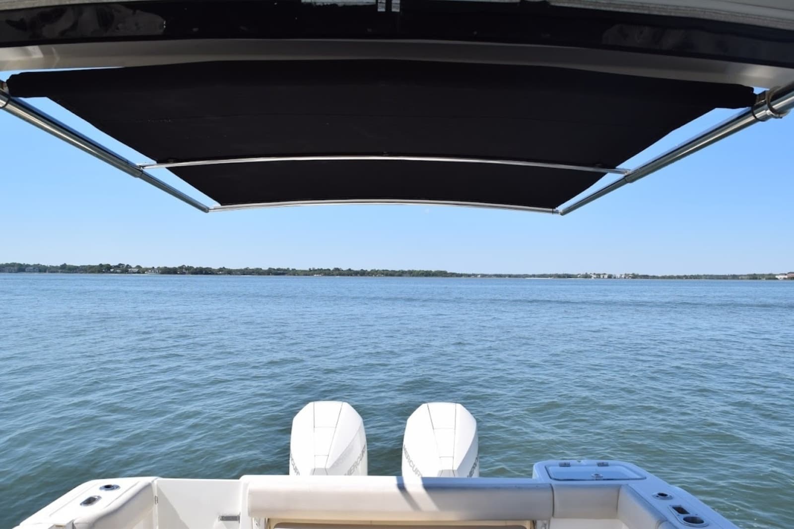 Boston Whaler 32 - SIP N SEA - Sunshade