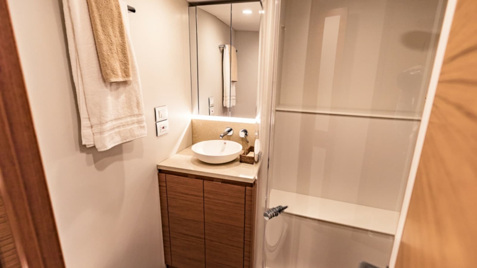 2020 Bertram 61 Convertible "SINE METU" - Luxurious Ensuite Head with Shower