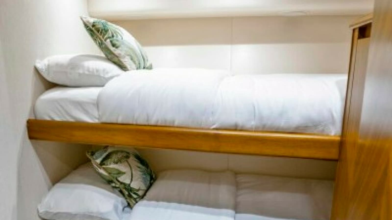 Guest Cabin with Bunk Beds