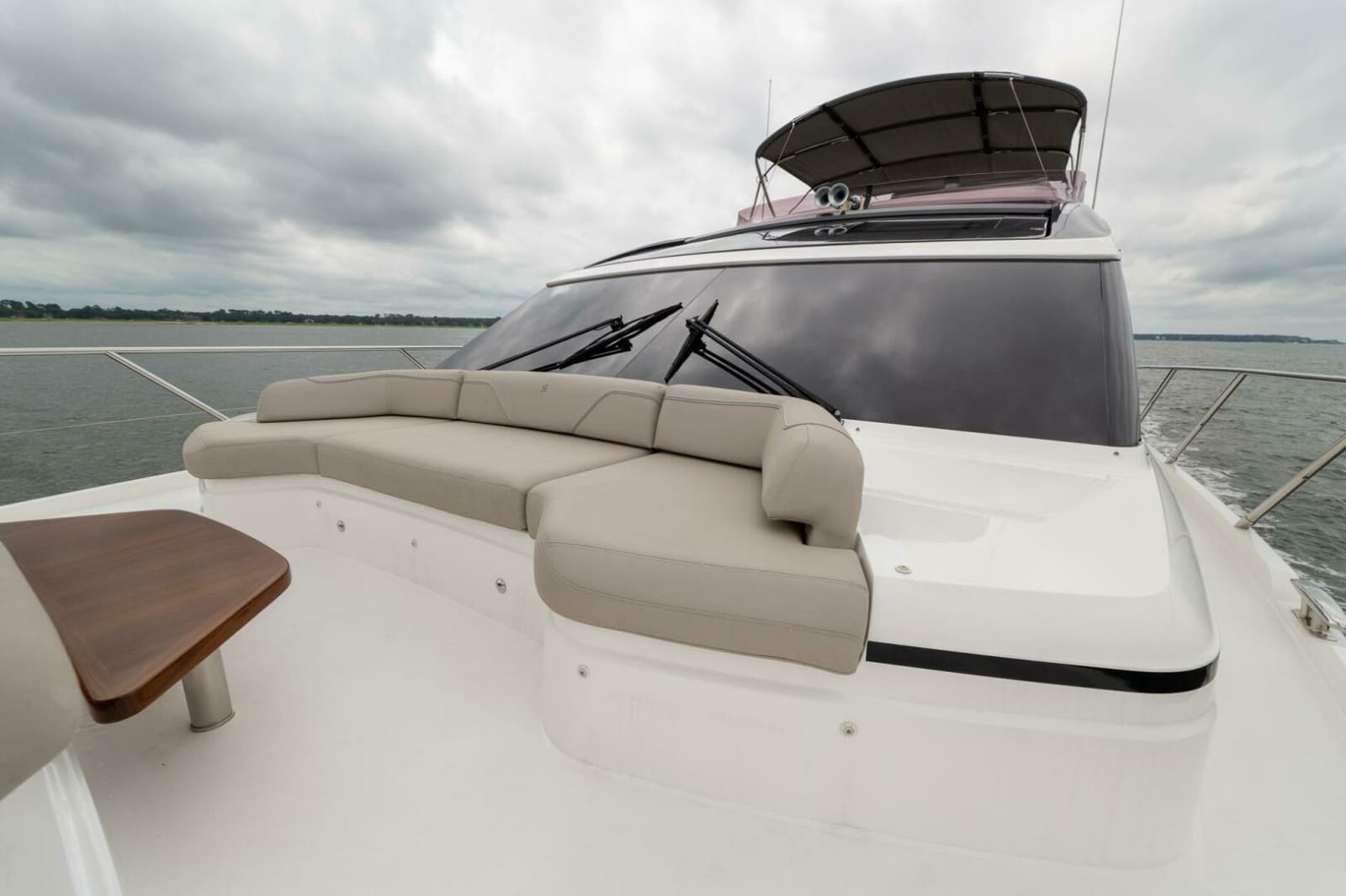 Princess 62 - Regent - Bow