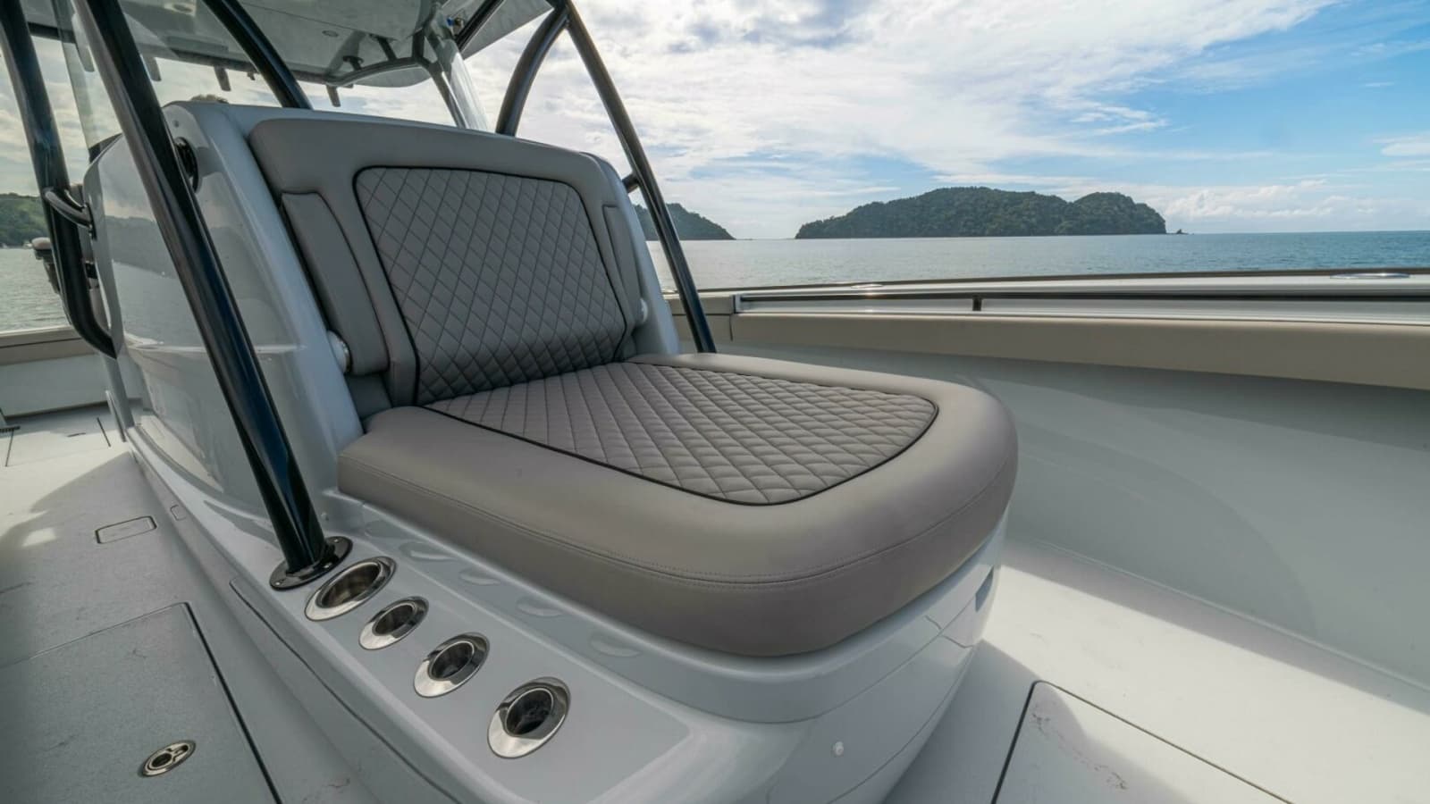 2024 Valhalla Boatworks V-33 "Shit Show"