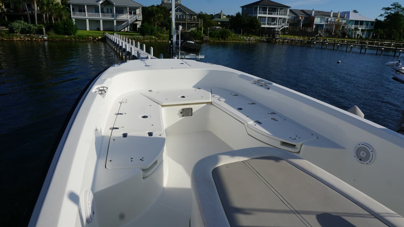 Spacious Bow Seating Area