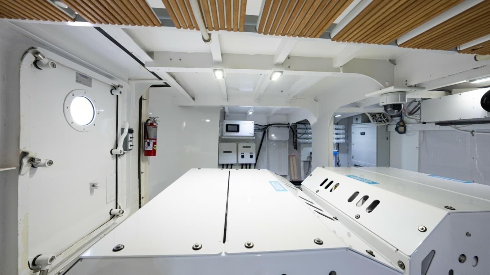 1971 Feadship 101 Engine Room