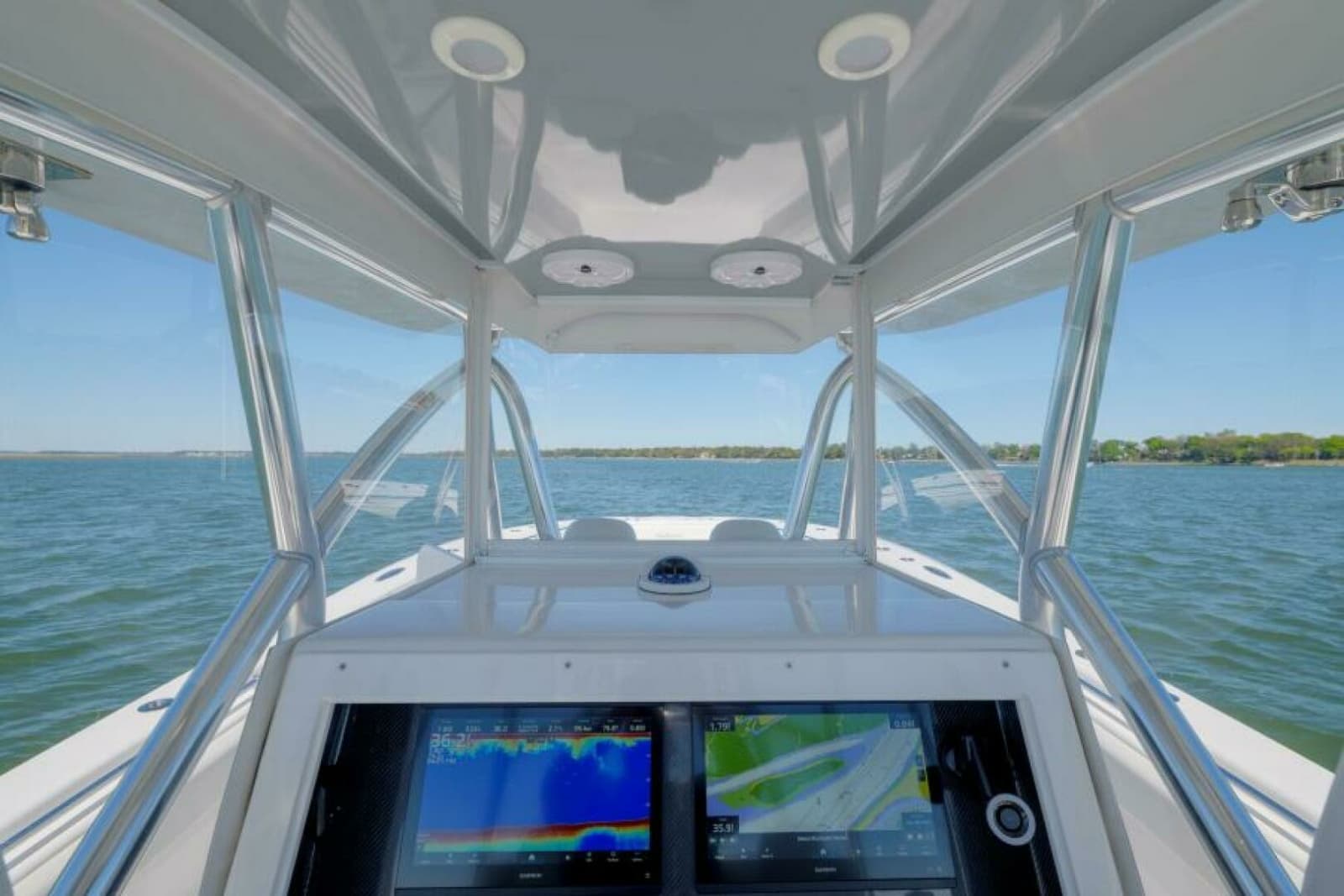 SeaHunter 38 Reel Escape- Helm