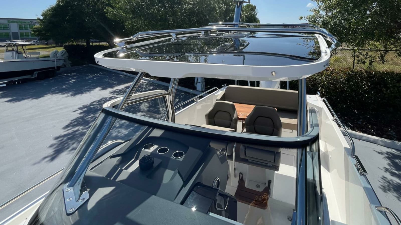 2024 Nimbus Tender 8