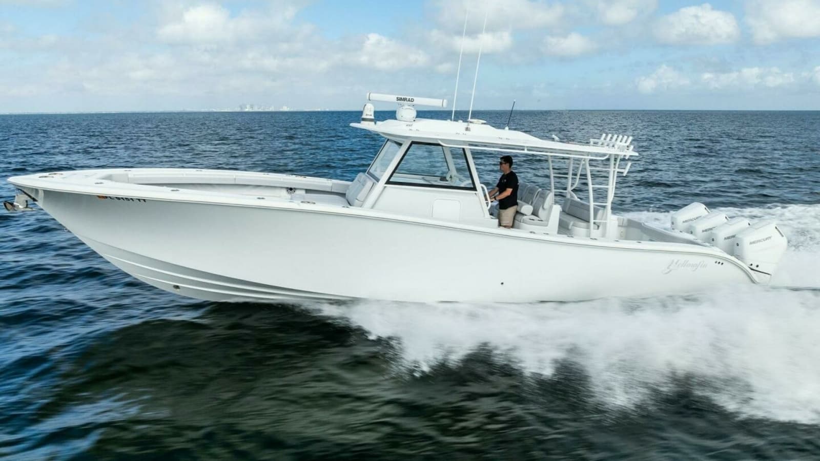 2024 42 Yellowfin