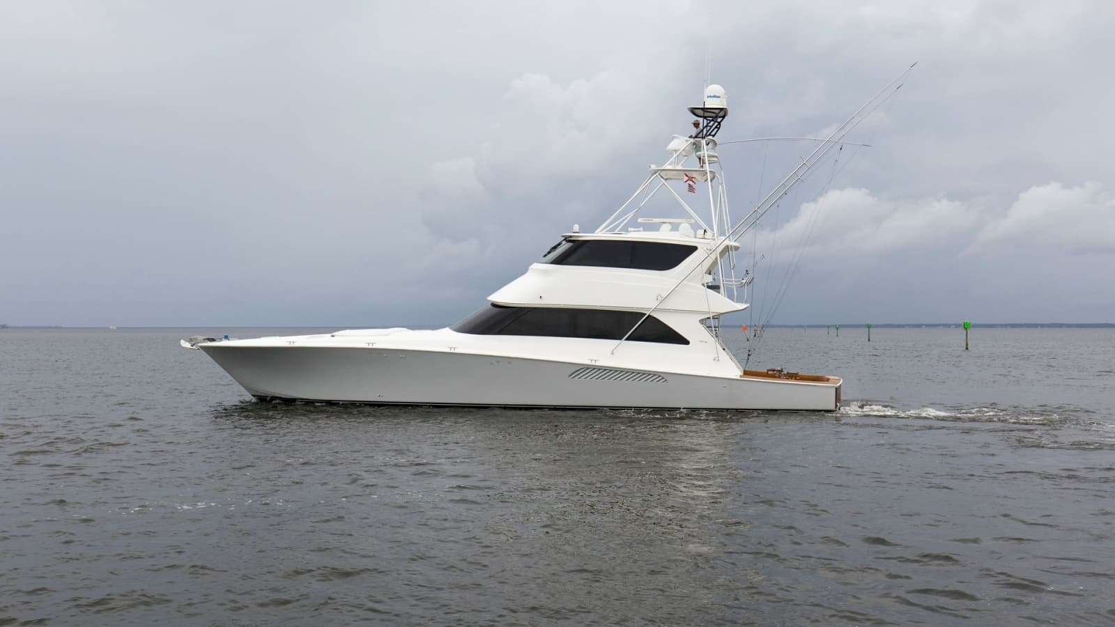 2007 74 Viking Enclosed Bridge Never Settle Profiles (1)