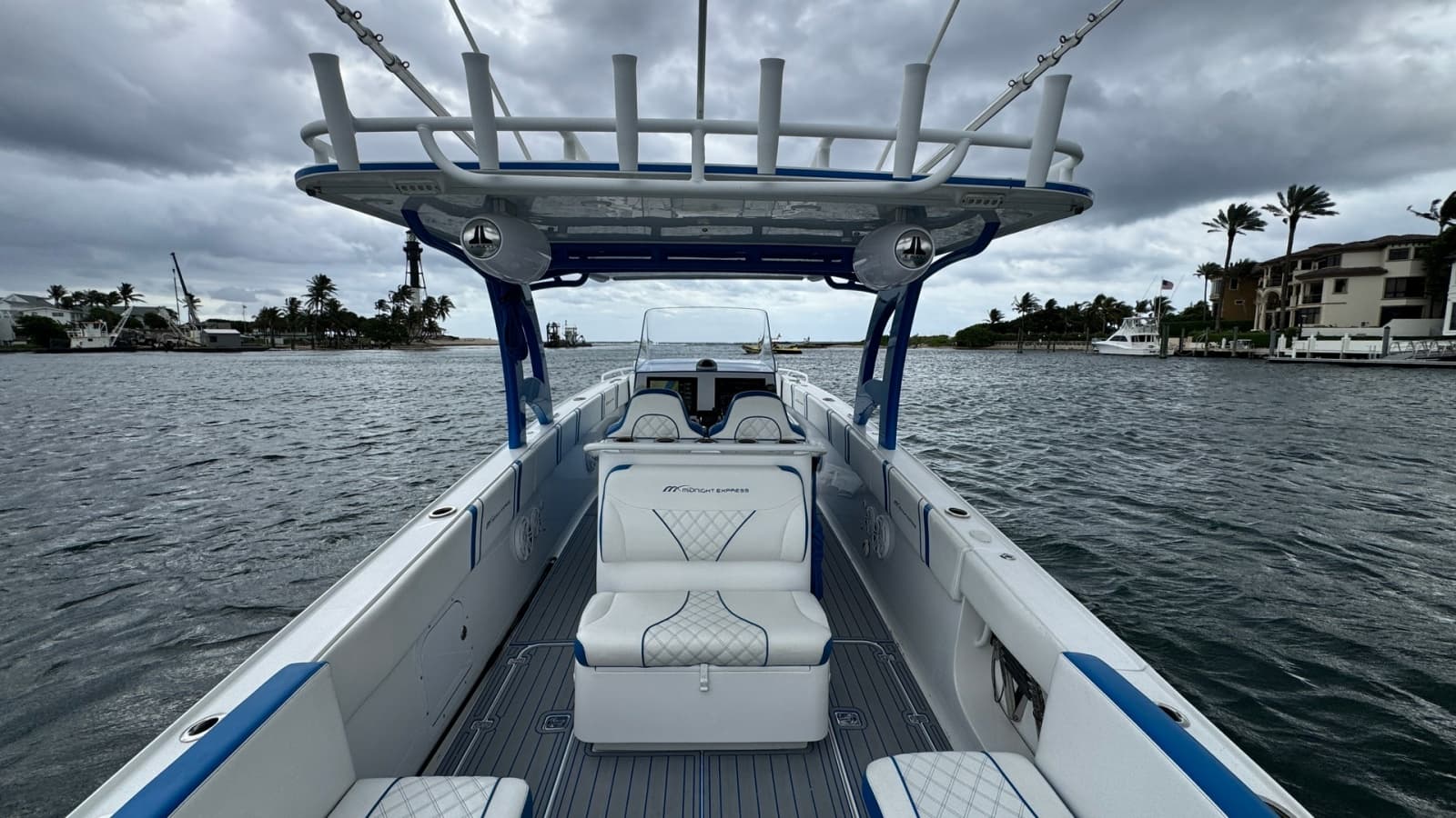 Spacious Cockpit with Helm Seating