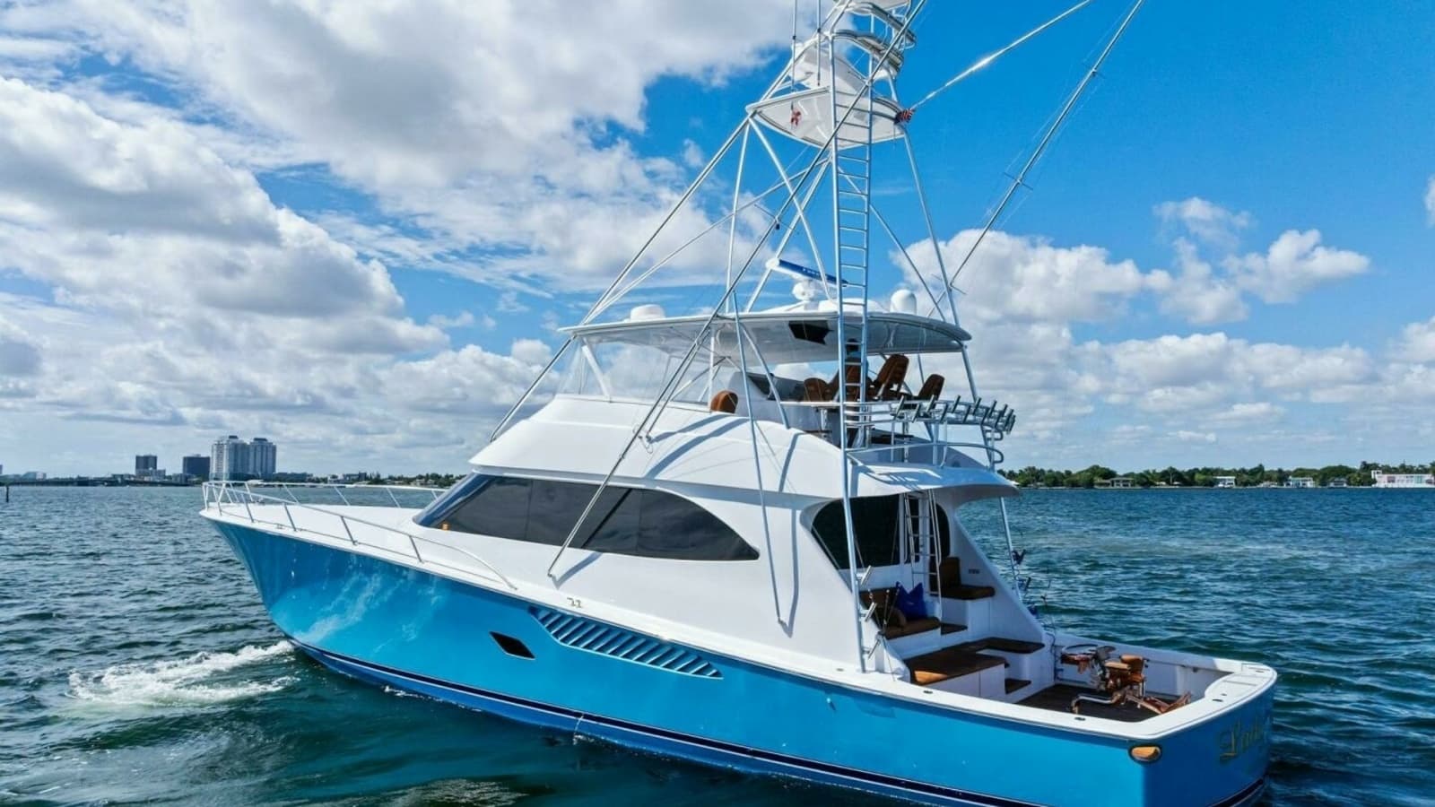 2012 82 Viking Convertible - Lady Di