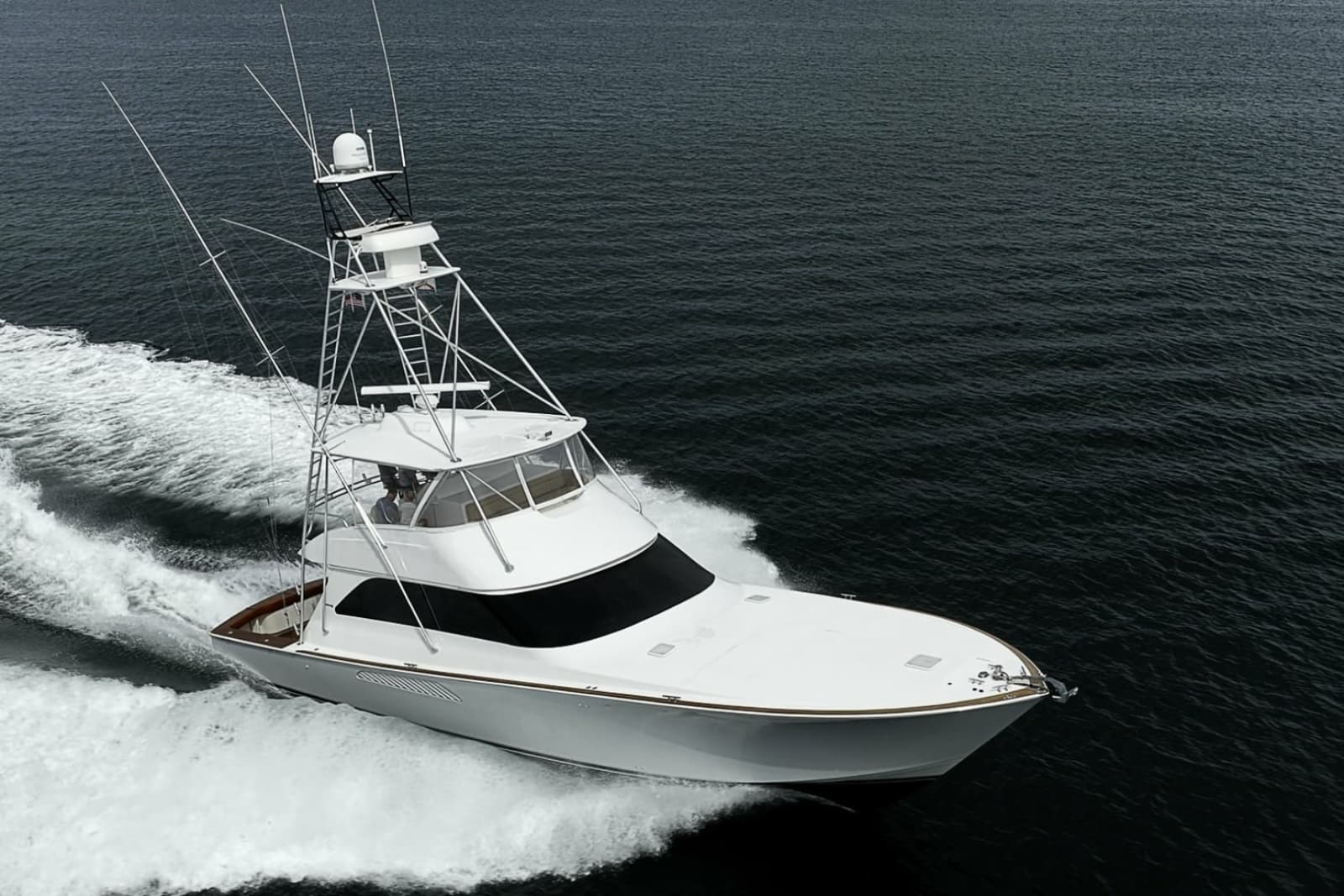 Viking 64 BIG BLUE - Running