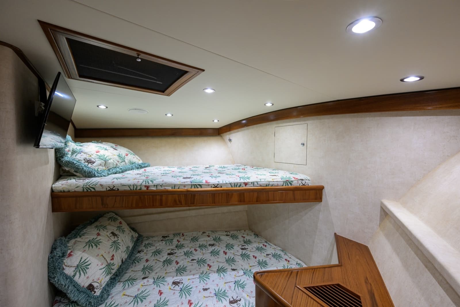 Rybovich 60 SIBONEY - Guest Stateroom Forward