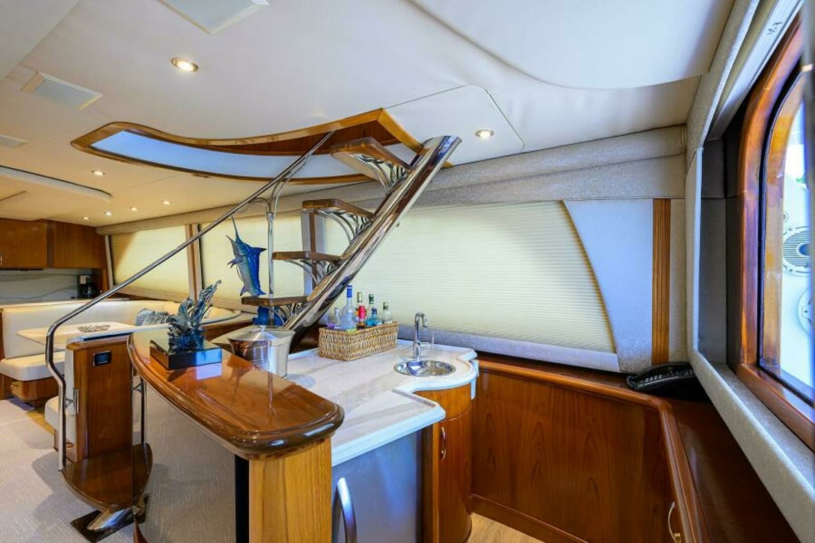 2004 Sea Force IX 82 Enclosed Bridge