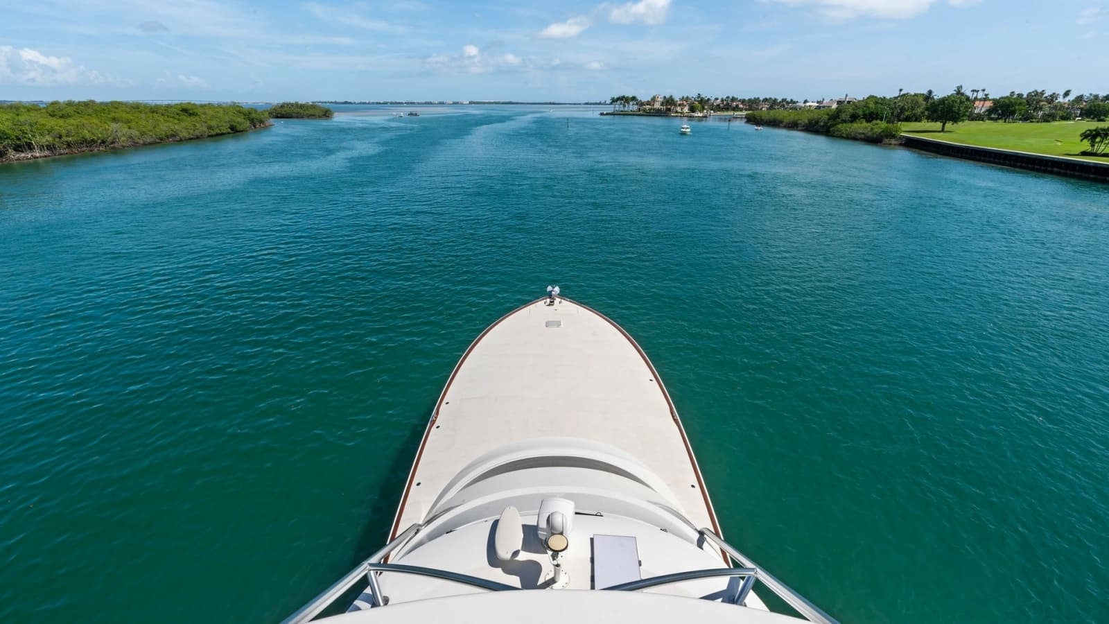 2016 Viking 80 Enclosed Bridge- FRIGATE- Bow
