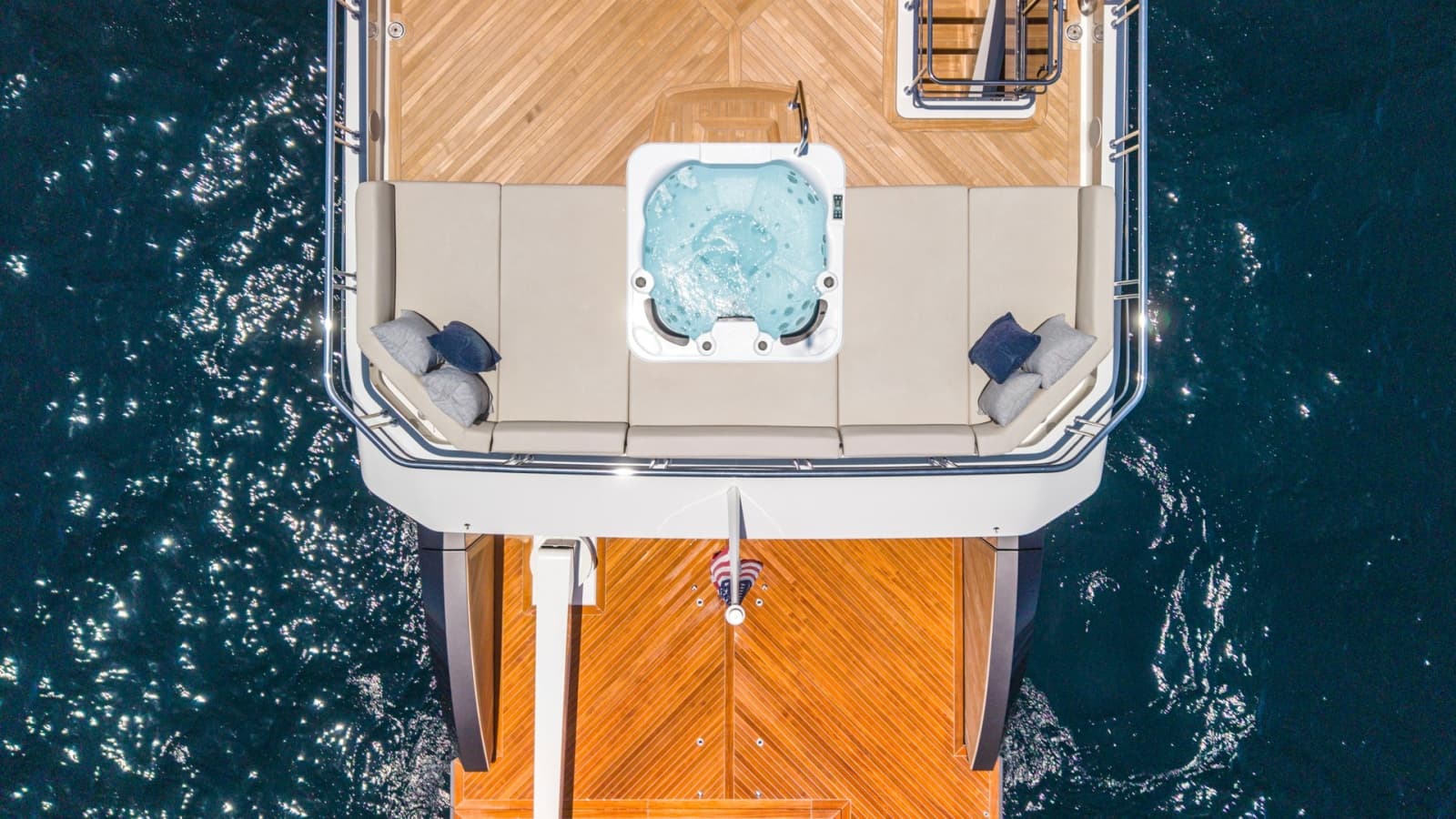 2024 Ocean Alexander 28E "LONE STAR"