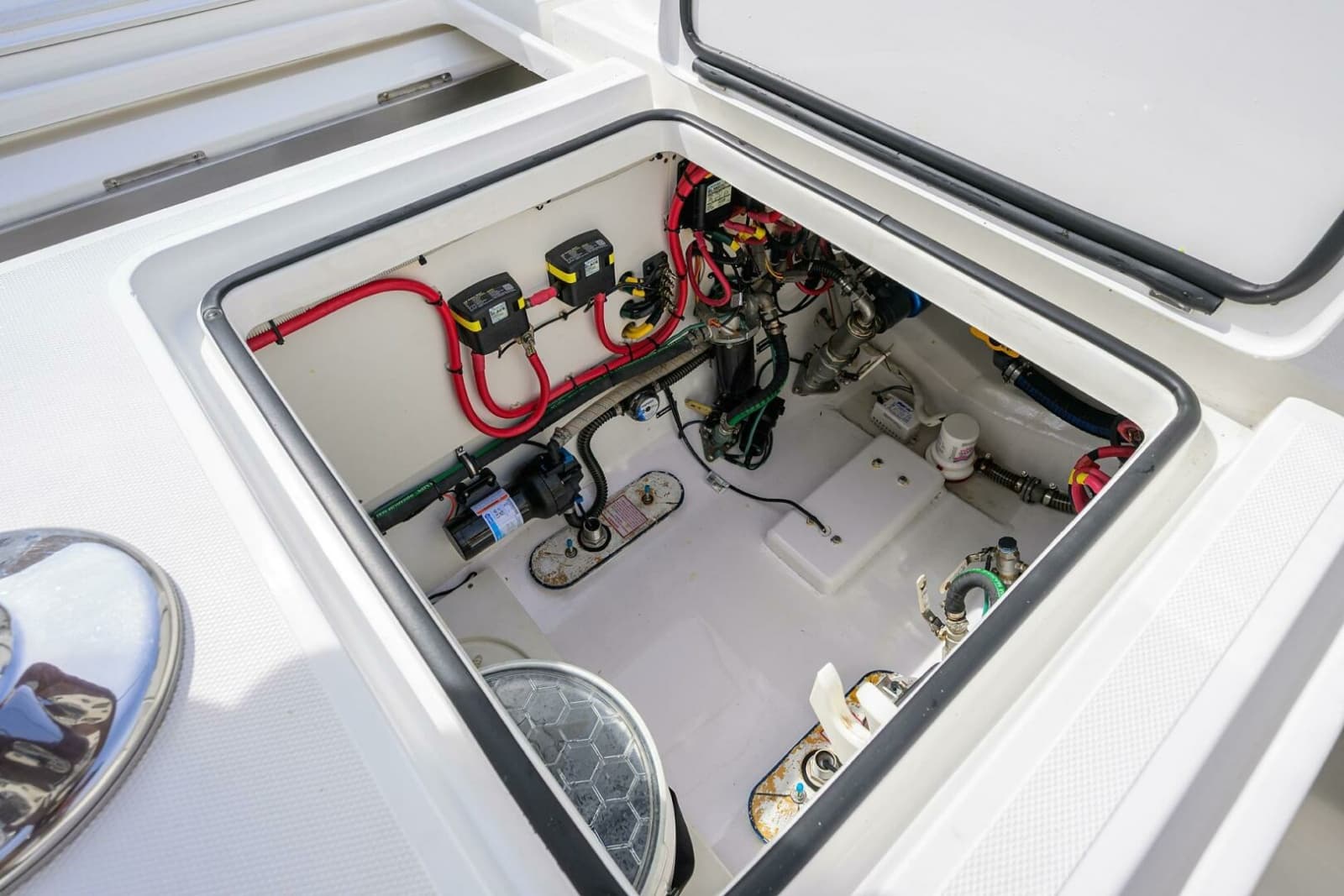 2018 Buddy Davis 42 Center Console - Cockpit