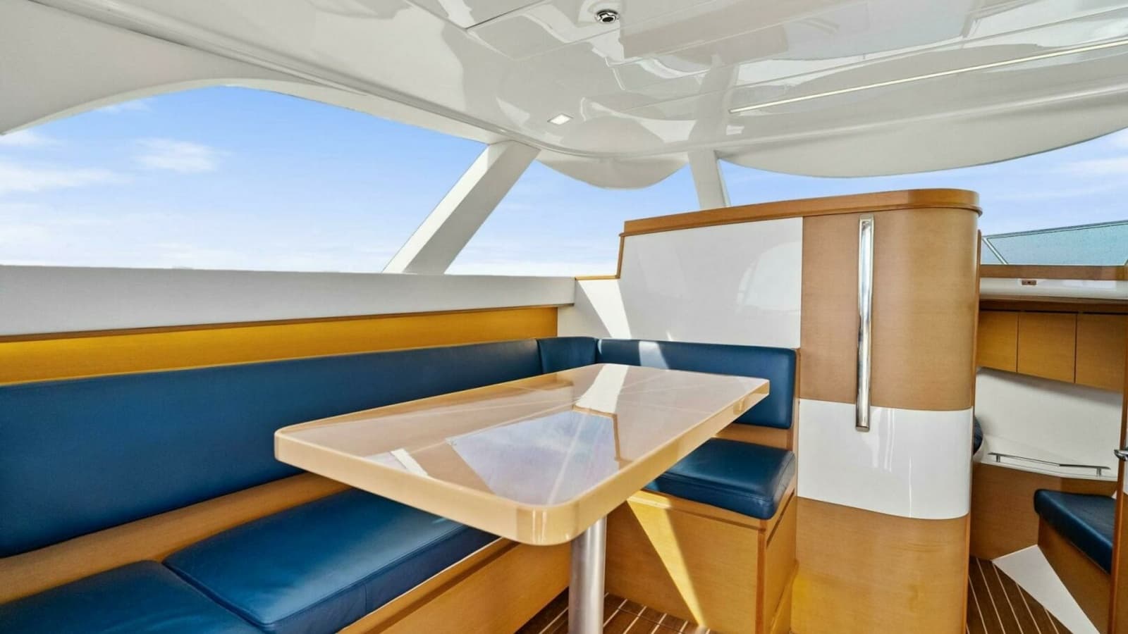 2017 Bertram 35 Flybridge
