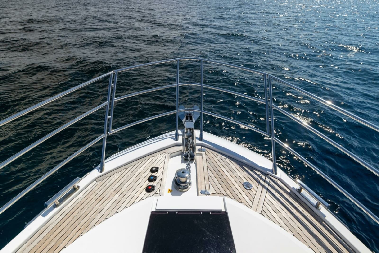 Azimut 60 - Azure - Bow