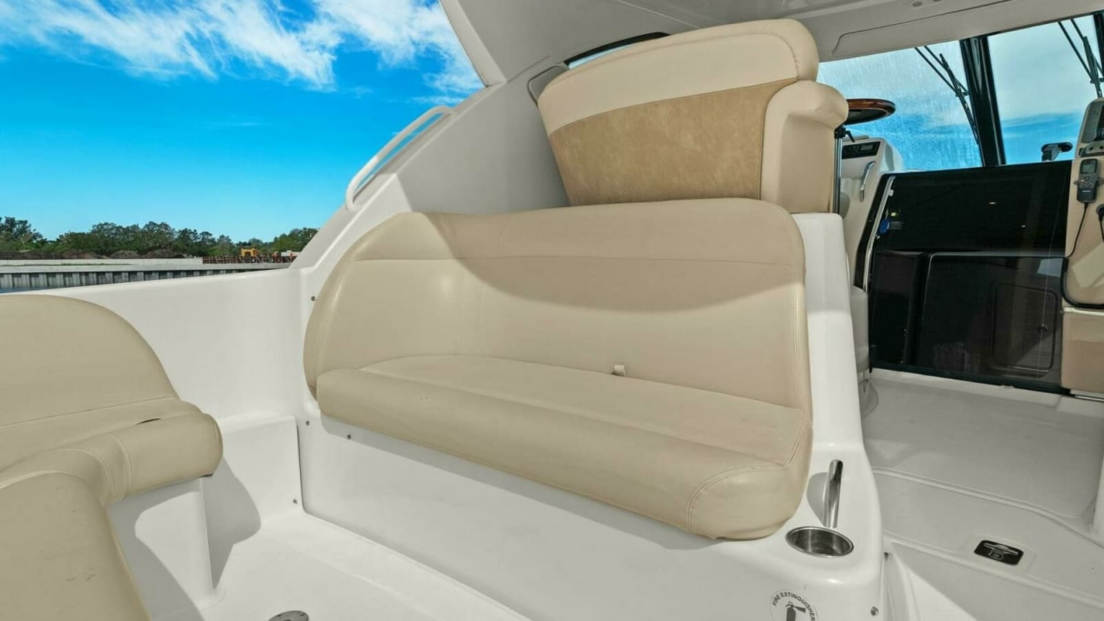 2008 Tiara Yachts 3500 Sovran "Fridge Benefit"
