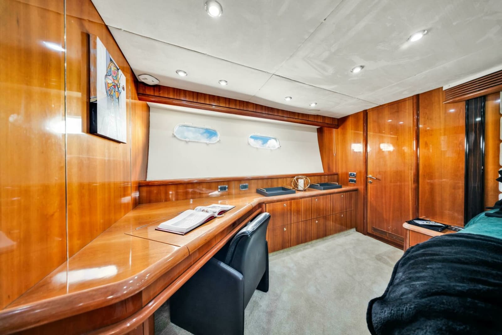 2003 Sunseeker 150 GT - Master cabin