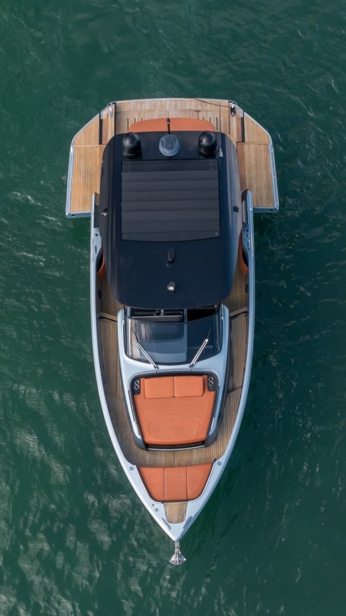 2022 Cranchi A46 Luxury Tender