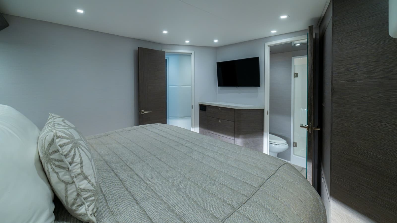 Luxurious Master Stateroom