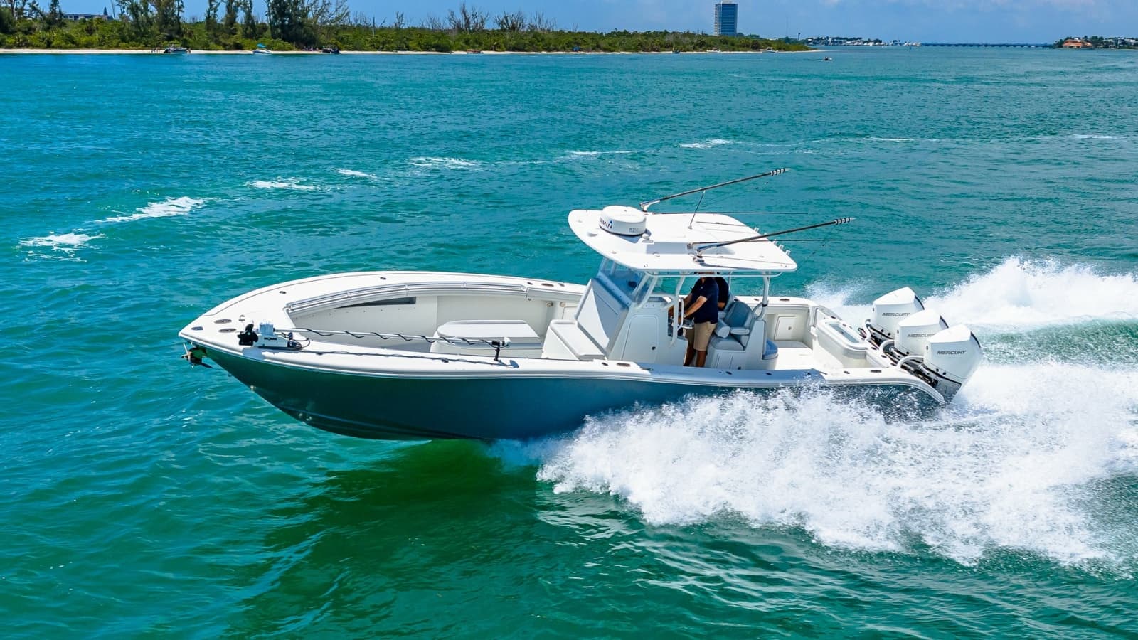 Yellowfin 36 Offshore in Action