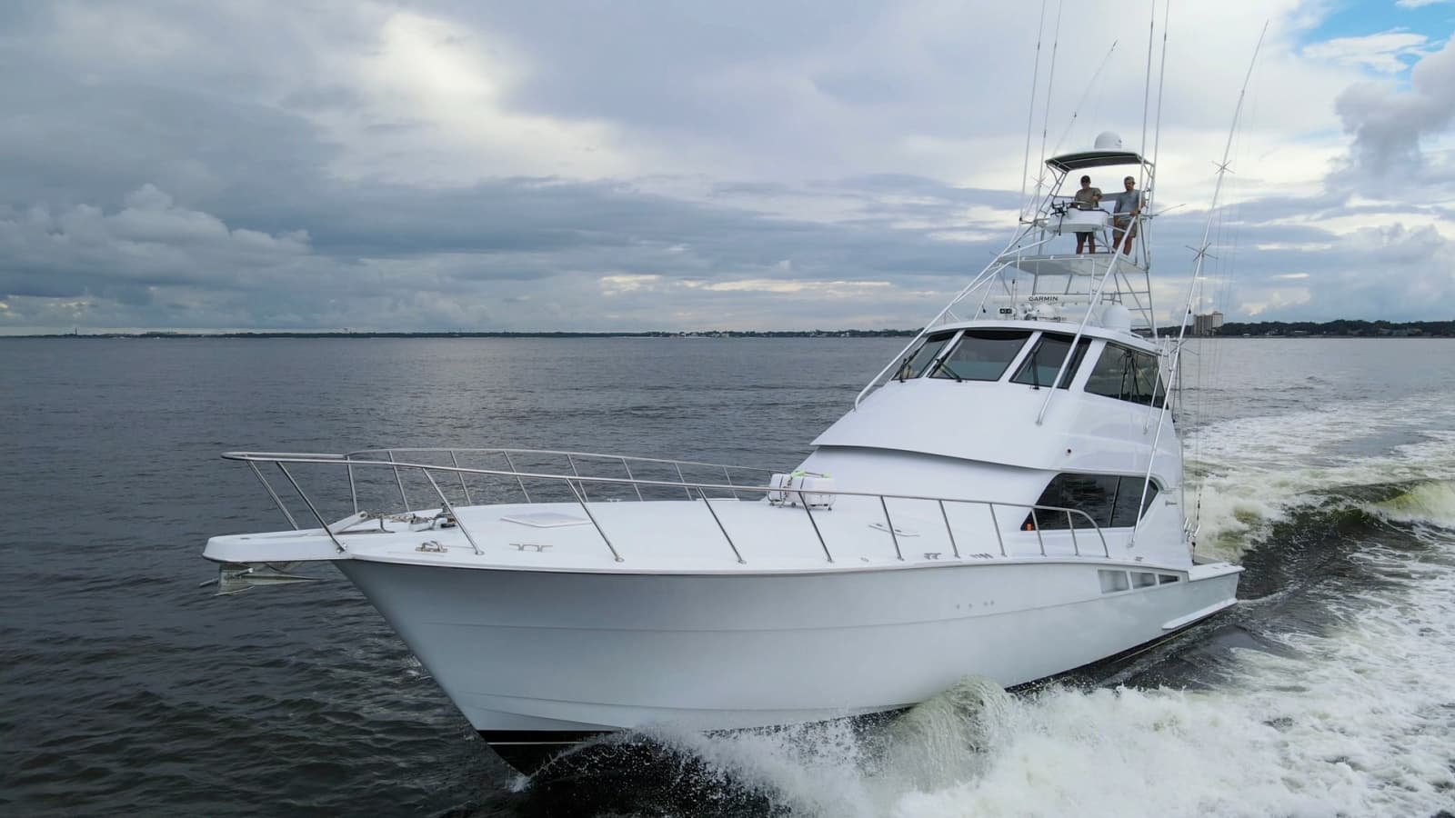 1999 Hatteras 60 Enclosed Bridge Better Days Exteriors (11)