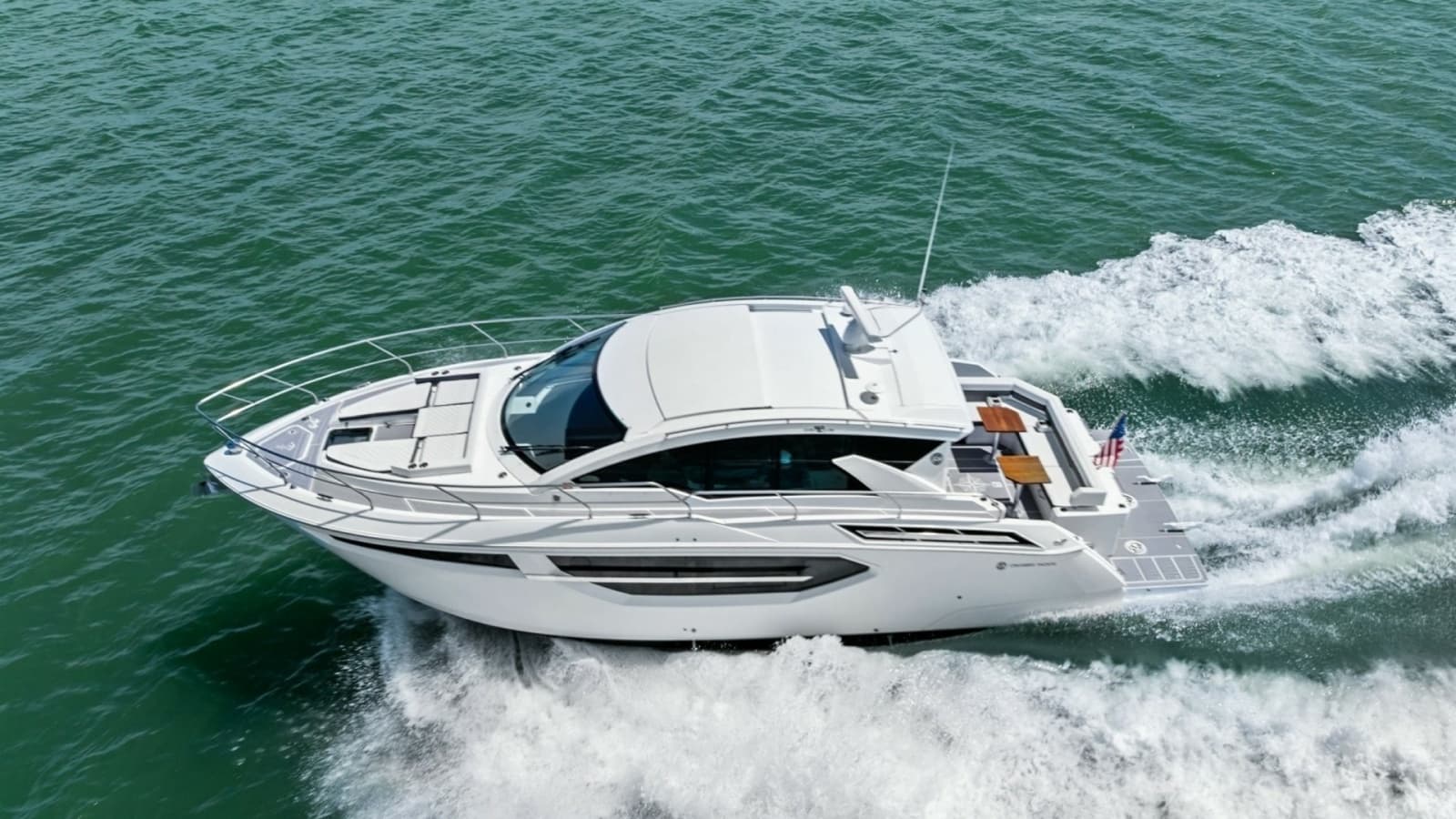 2019 Cruisers Yachts 42 Cantius 'Truly Ineffable'