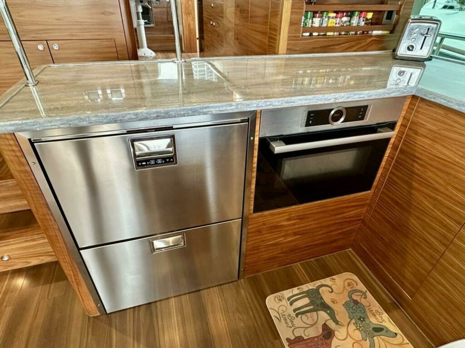 Outer Reef 62 SOUTH  PAWS - Galley