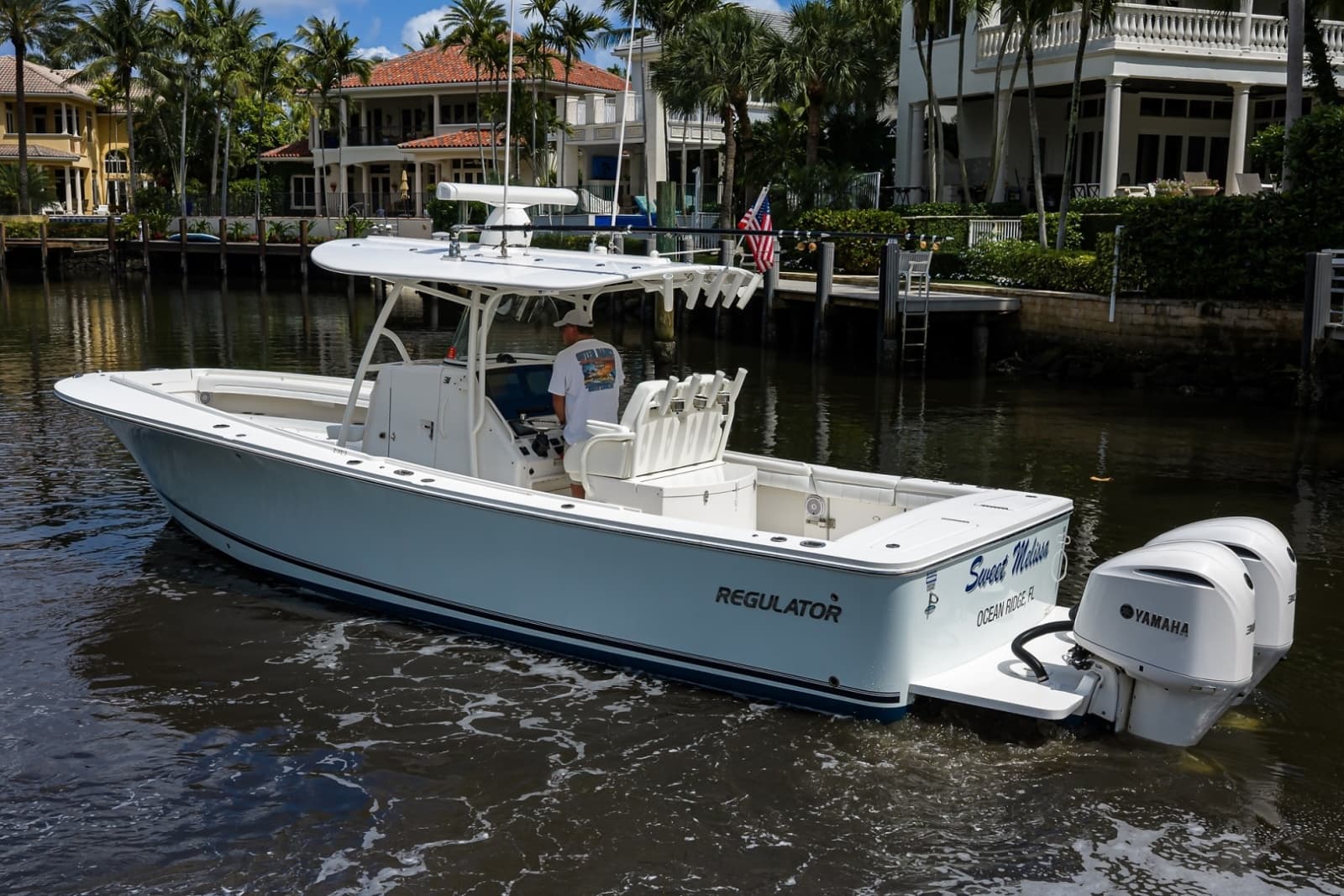 Regulator 31- Sweet Melissa - Exterior profile