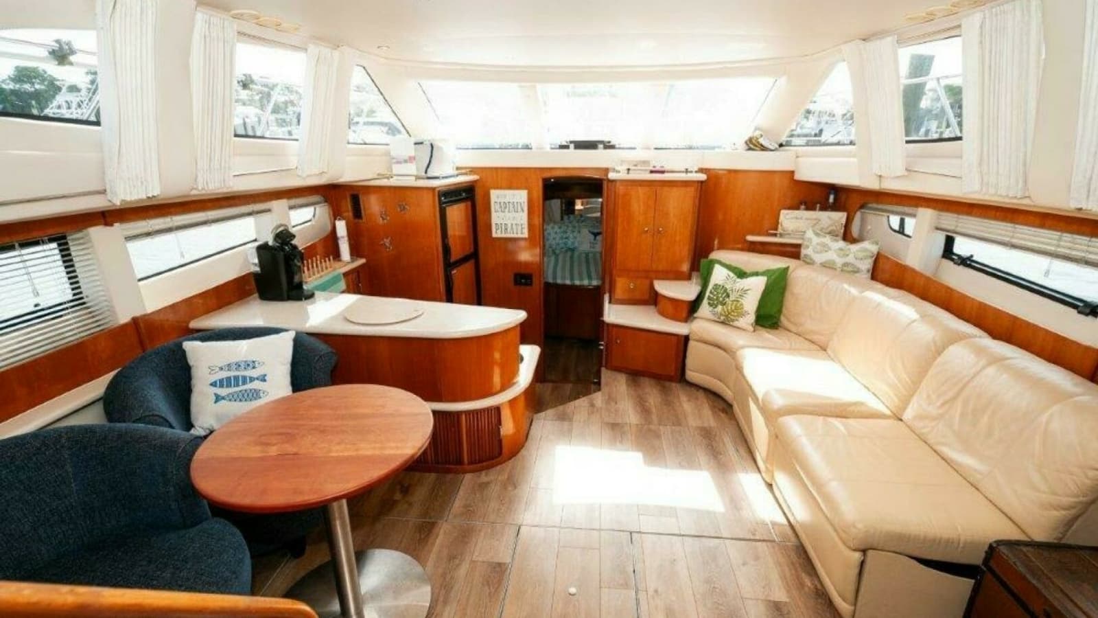 2002 Carver 444 CPMY- Graham's Enterprise