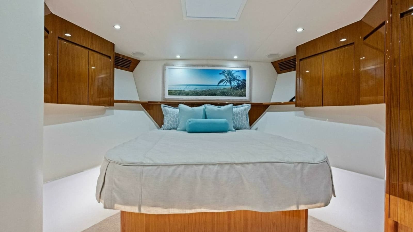2012 82 Viking Convertible - Lady Di